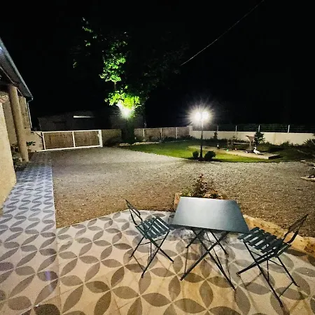 La Petite Maison D A Cote 別荘 シャンプニエ